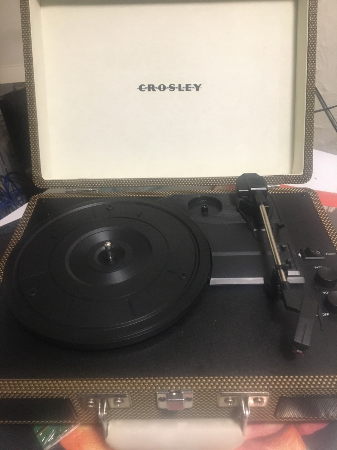 Crosley suitcase style Bluetooth record player 