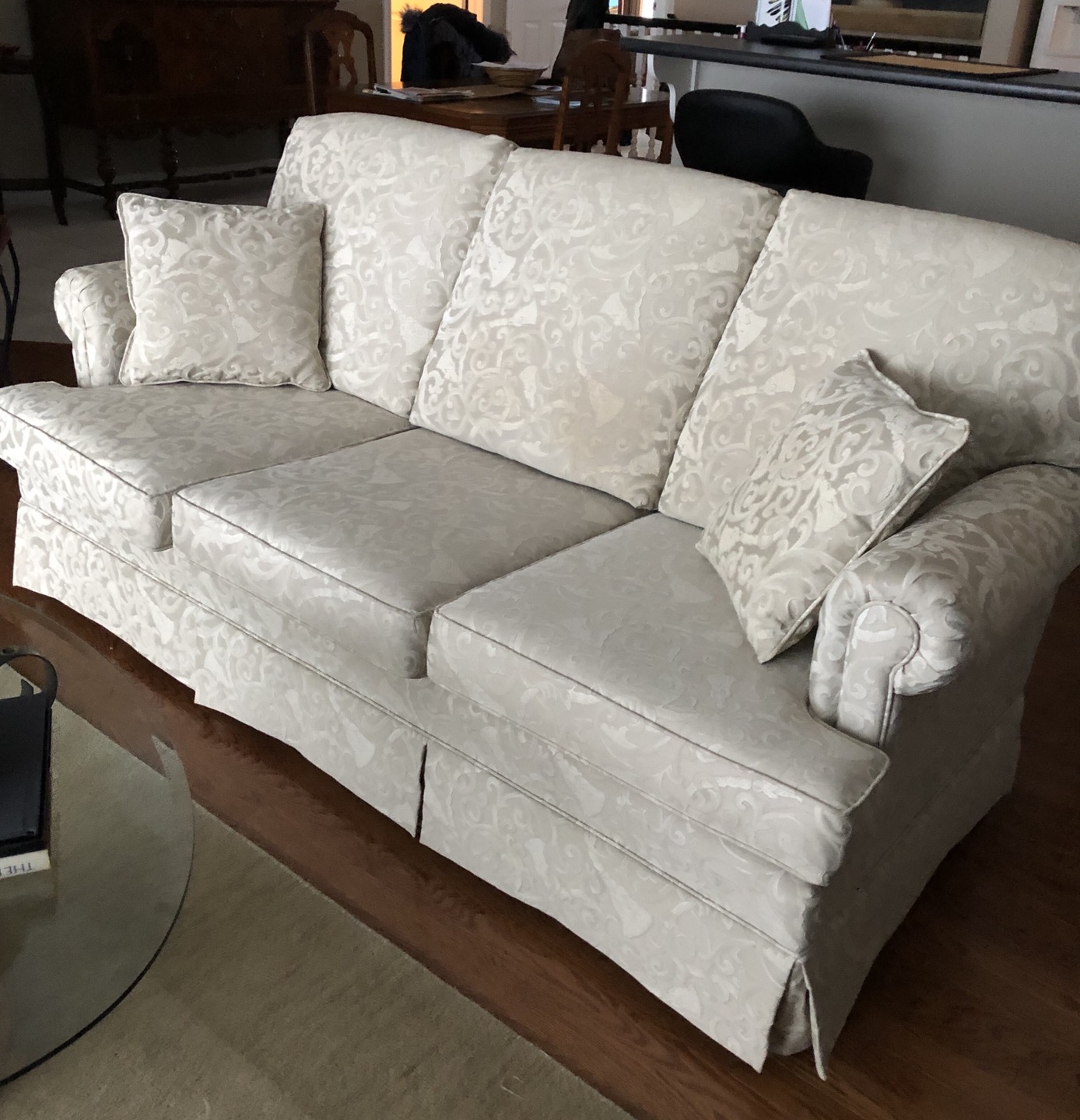 Couch and Love seat  - photo 2
