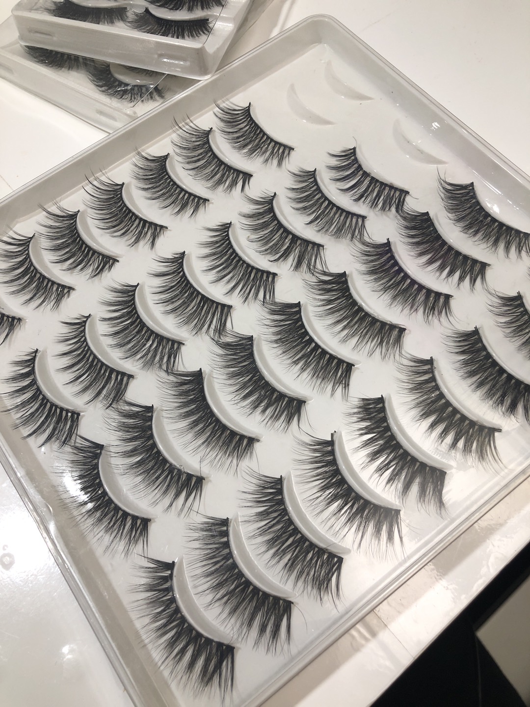 NEW Eyelashes 2 different styles thumbnail