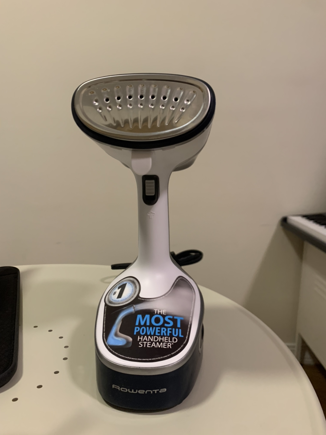 Rowenta handheld steamer