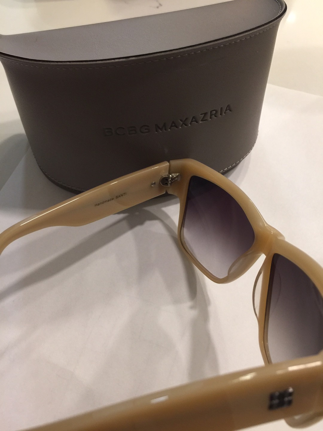 BCBG Maxazria sunglasses! - photo 2