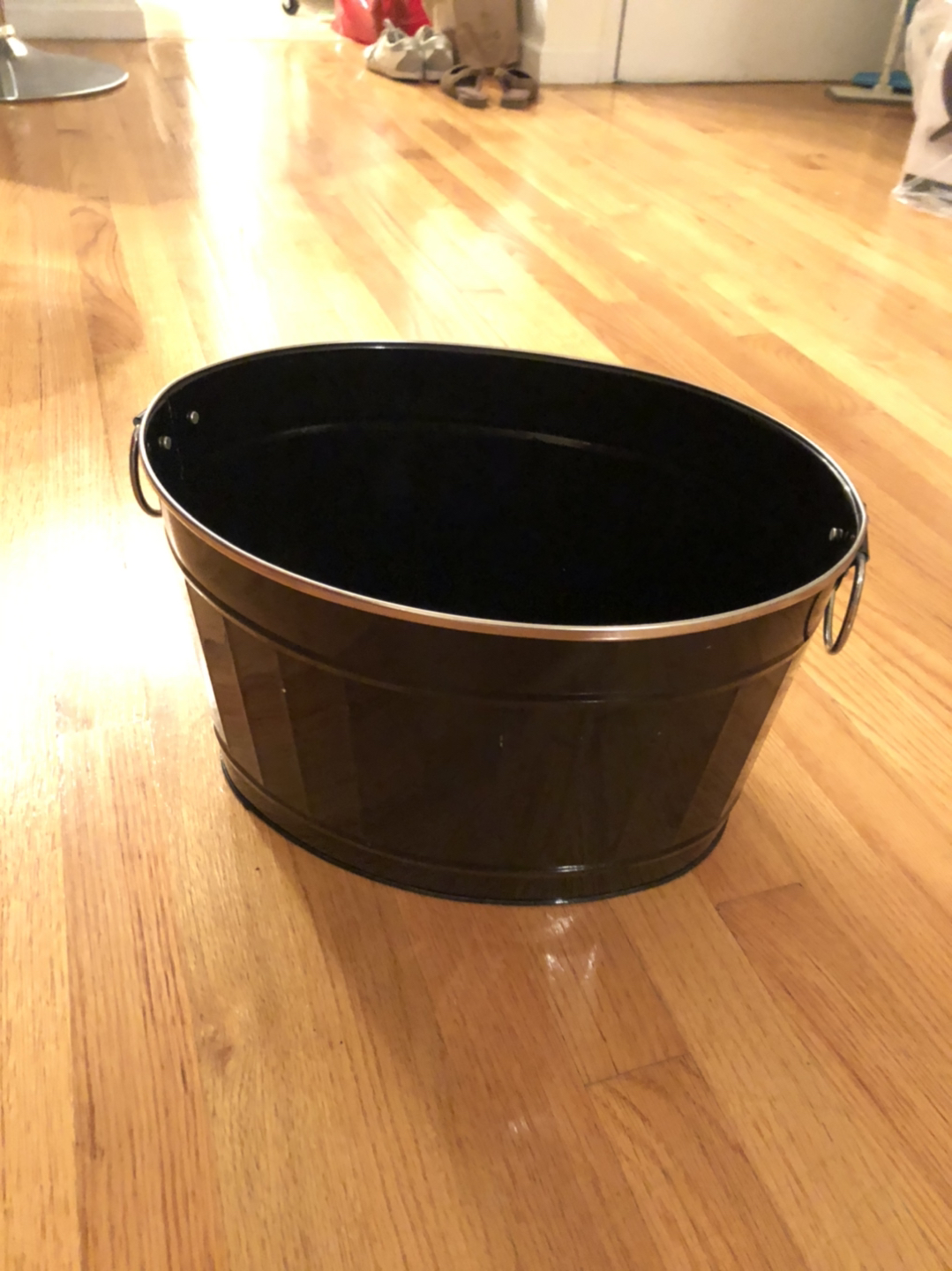 STORAGE BIN