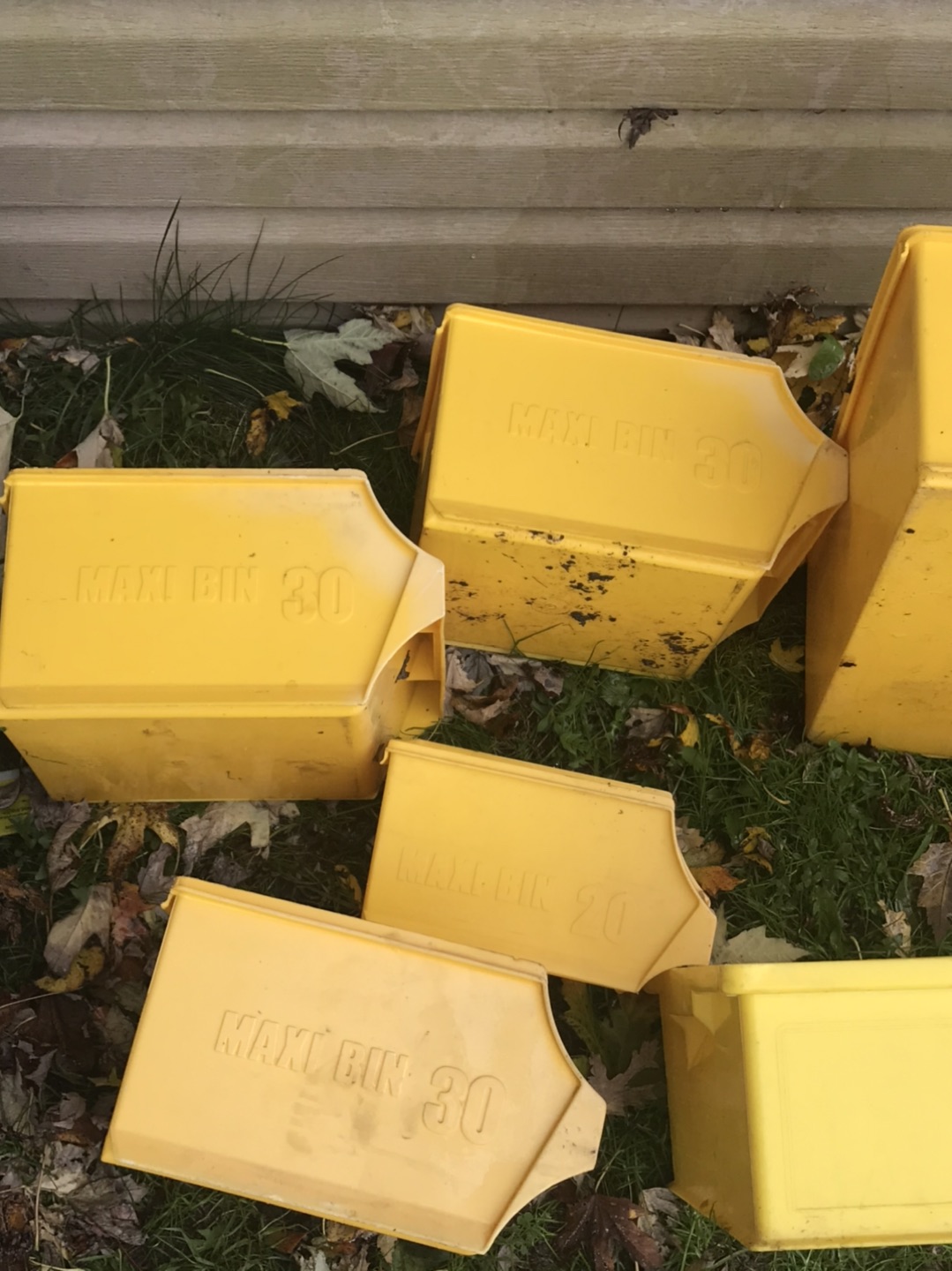 Parts storage bins - photo 3
