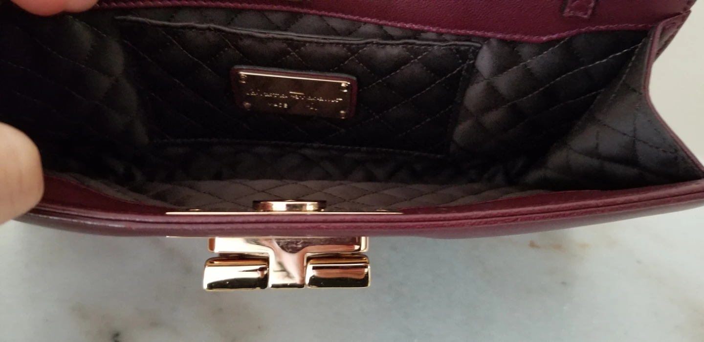 Ferragamo clutch - great condition - photo 3