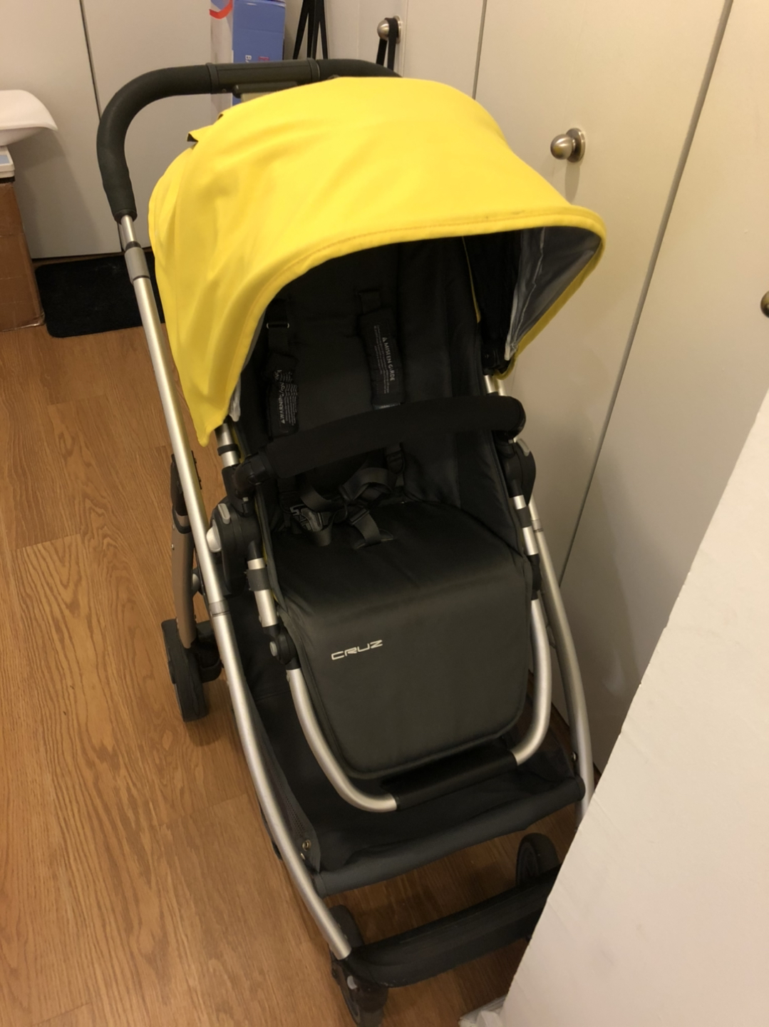 Uppaba Cruz stroller, with new rear wheels and buggy board - photo 2