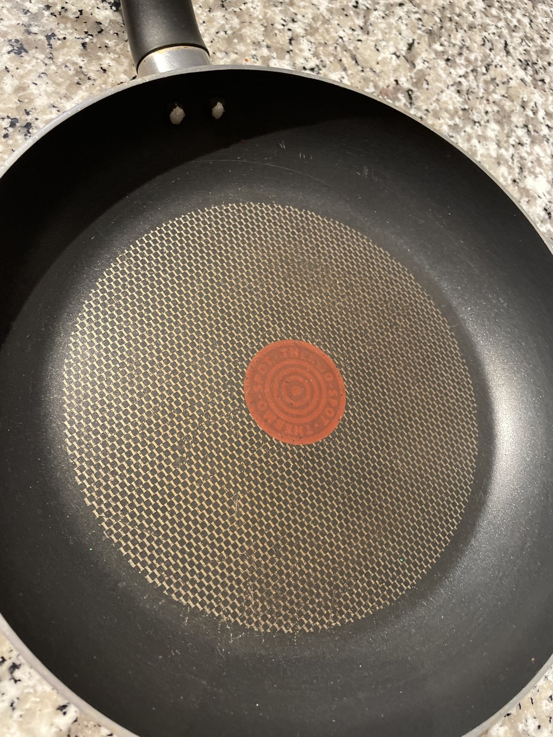 T-fal frying pan 2 - photo 3