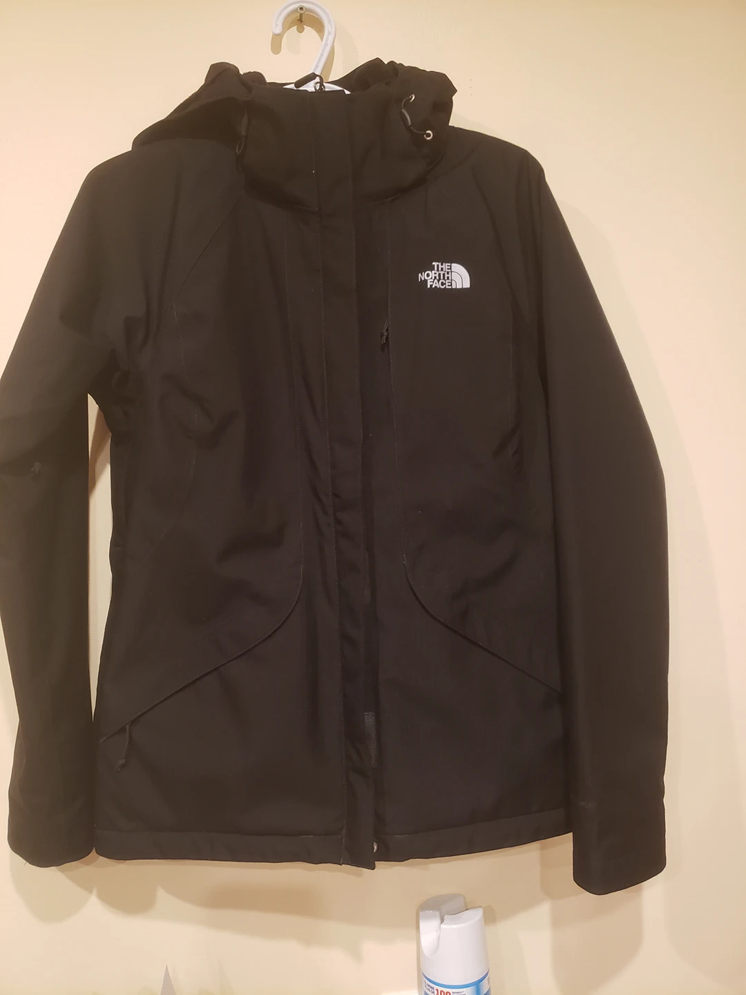 North face women jacket image indicator(3)