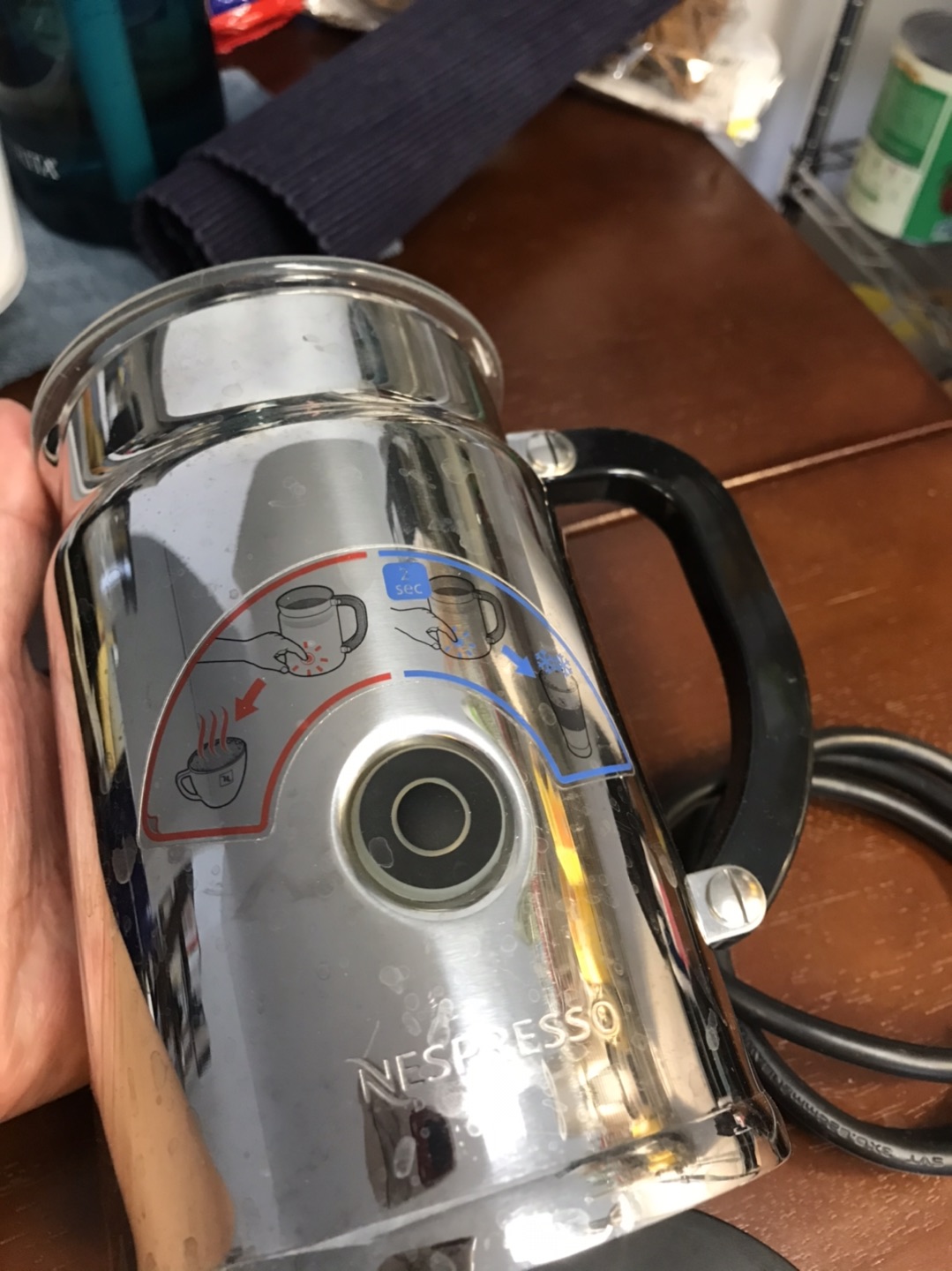 Nespresso milk frother - photo 2