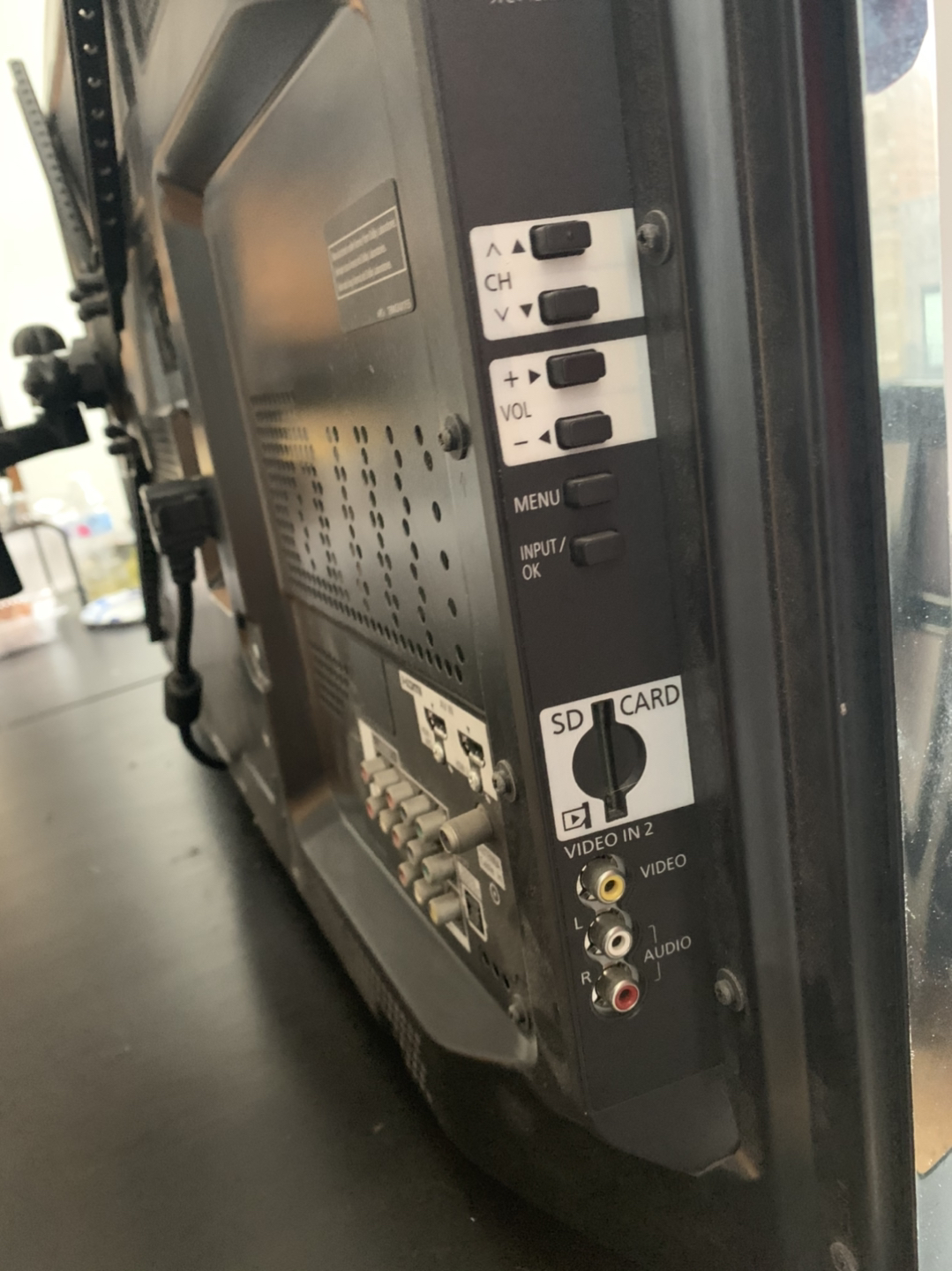 42inch Panasonic Tv - photo 5