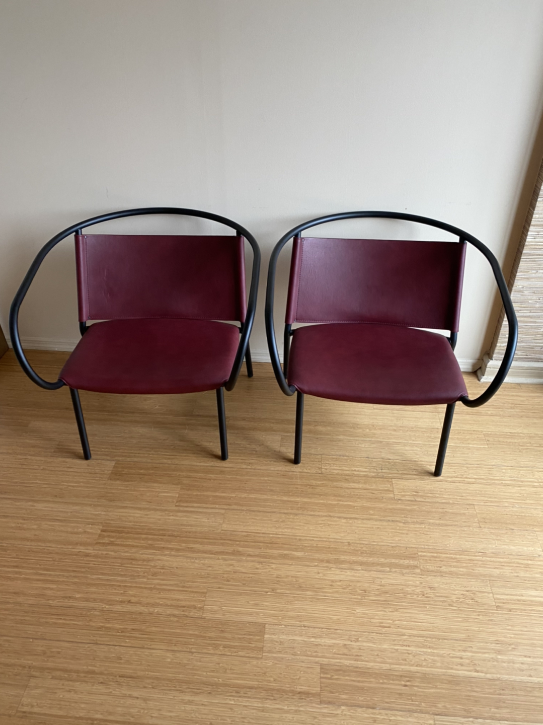 Red / maroon modern leather armchair w/ black frame lounge chair - photo 2