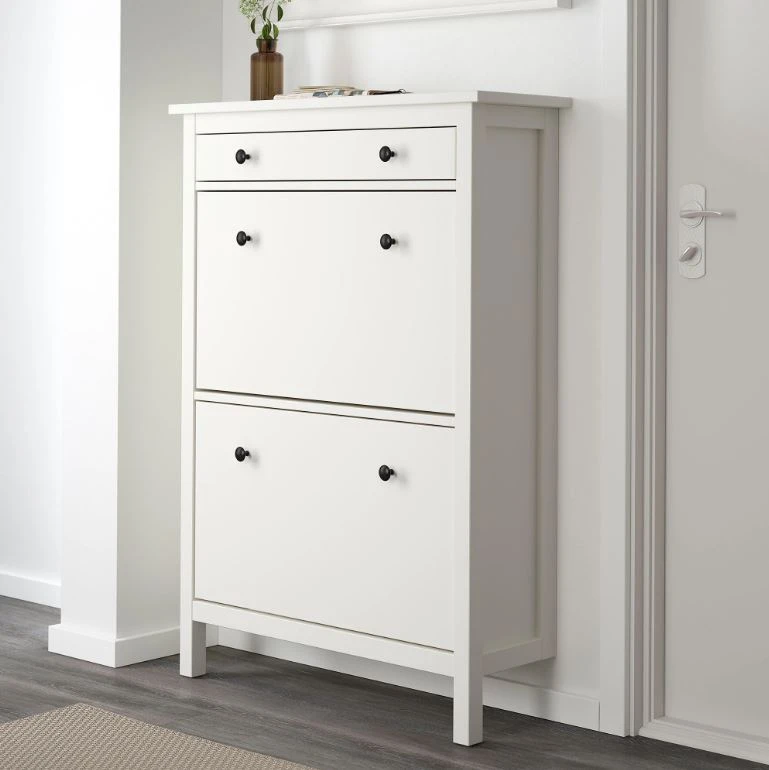 Shoe cabinet

(IKEA HEMNES)