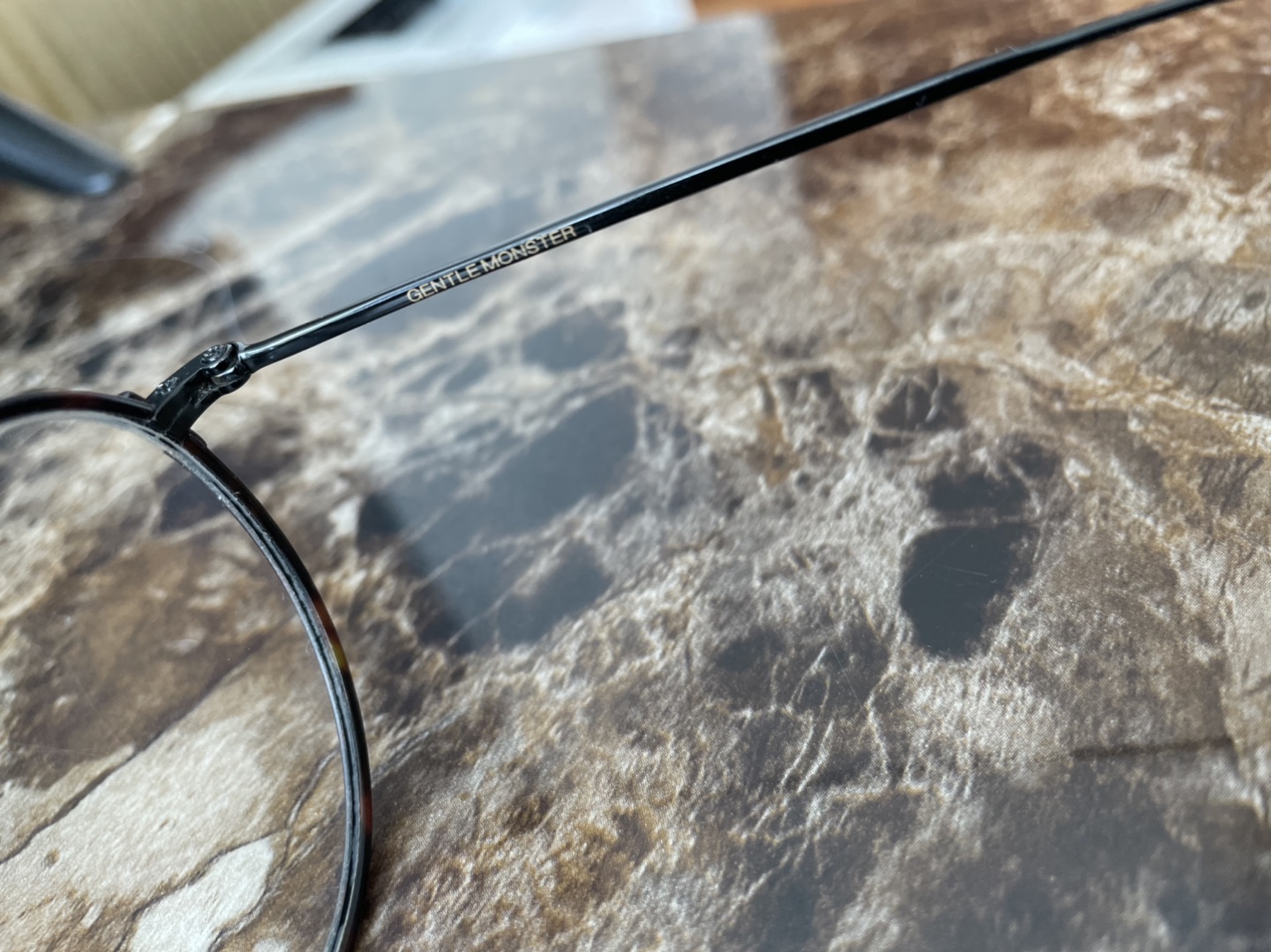 Gentle Monster Glass Frame - photo 4
