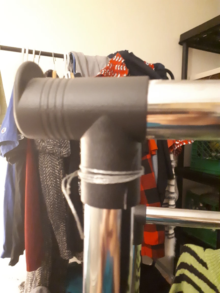 portable clothing racks - photo 3