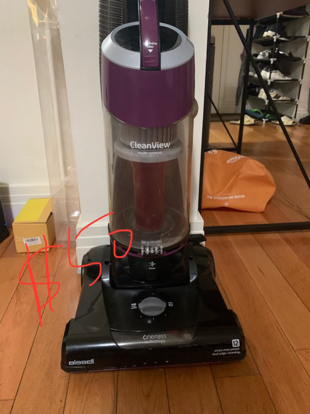 Bagless Bissell Vacuum  thumbnail