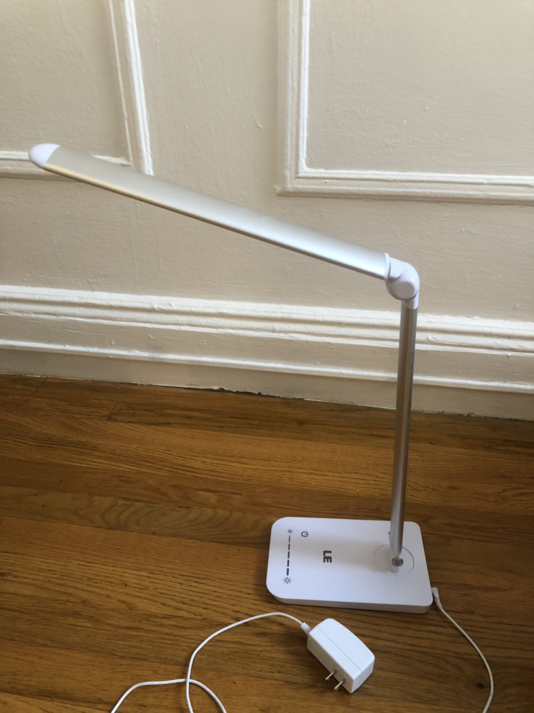 Led desk lamp