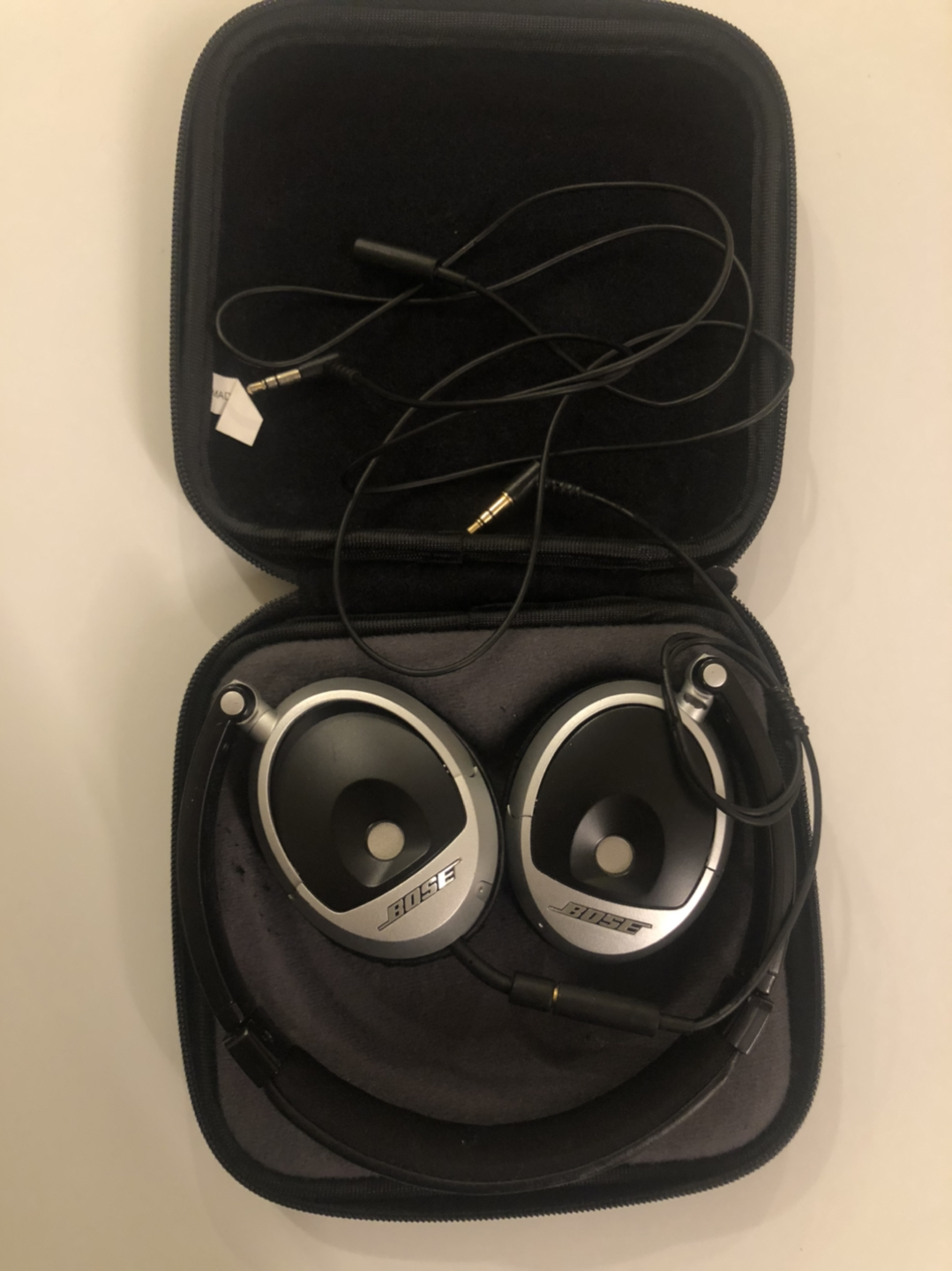 Bose headphones - photo 2
