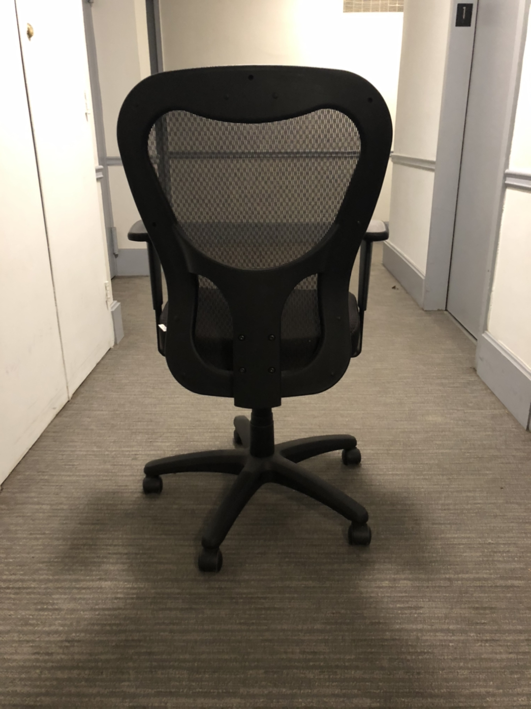 Office / Desk Chair - photo 4