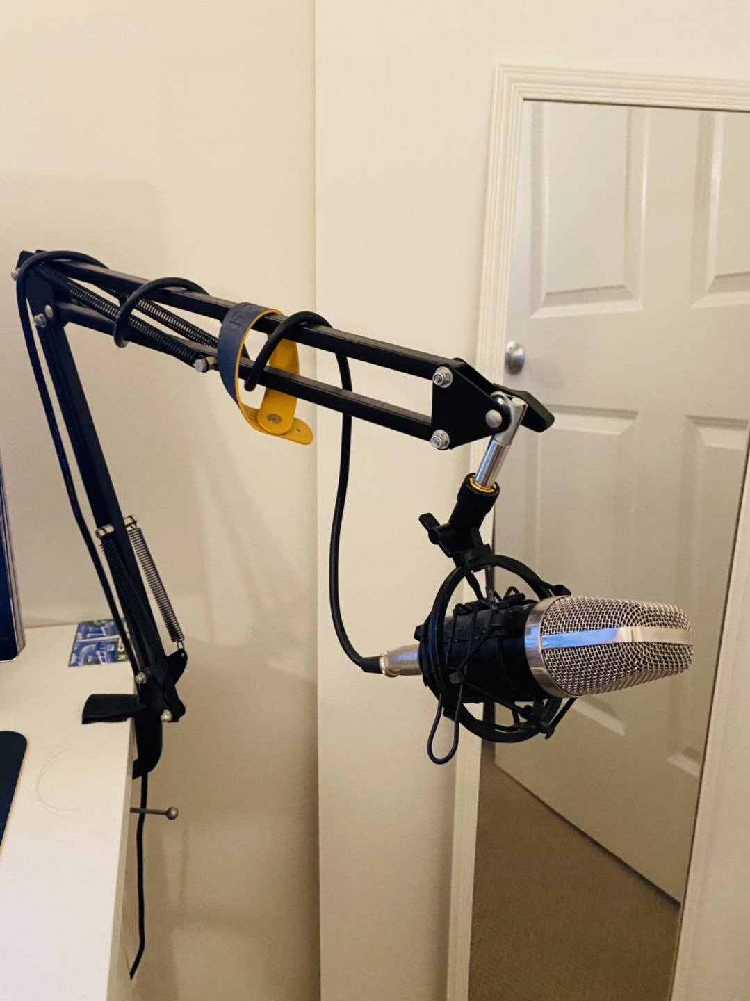 Condenser Microphone