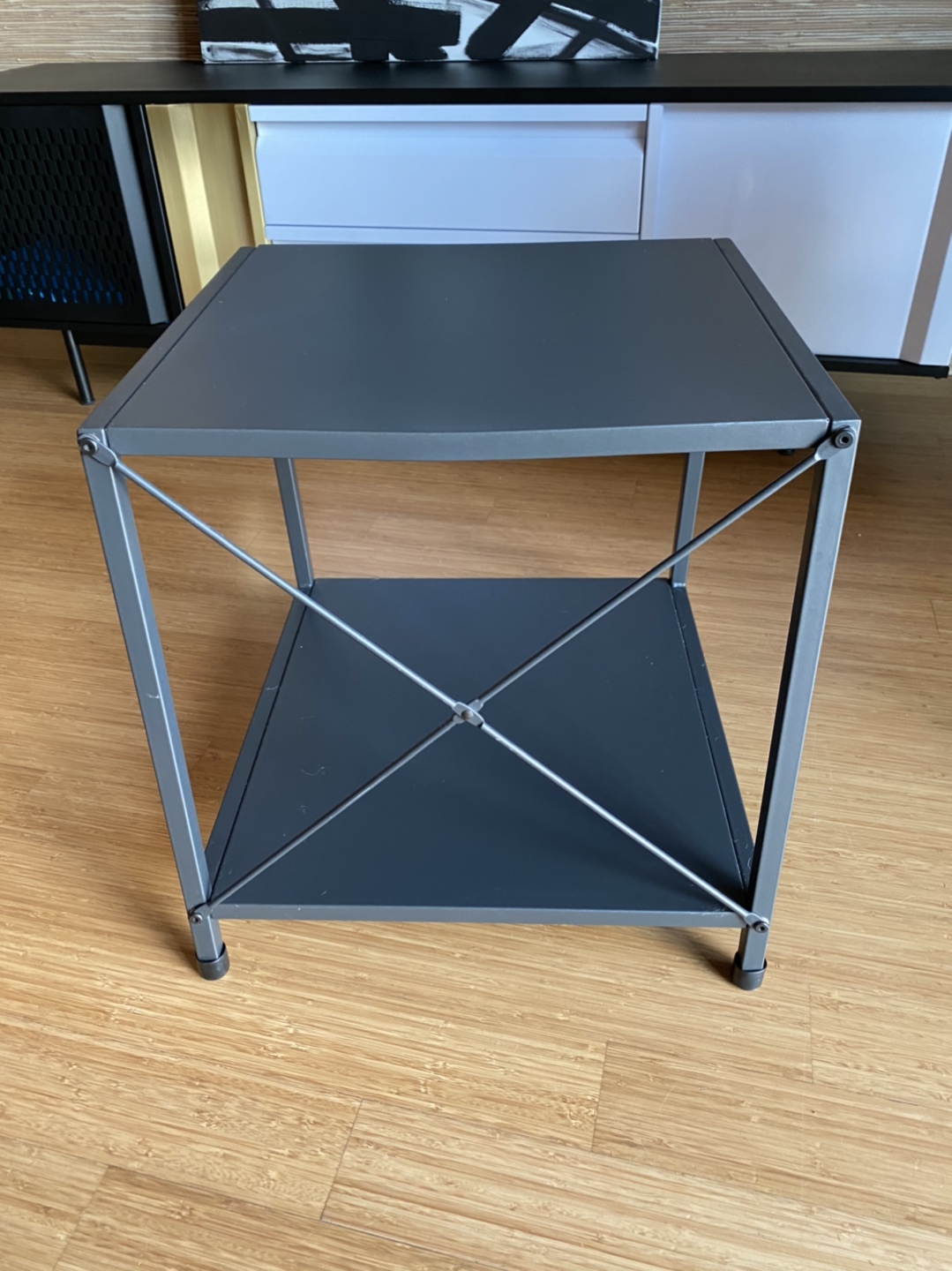 Metal side table or night stand with shelf. 19.5”w 21”D 20”H - photo 5