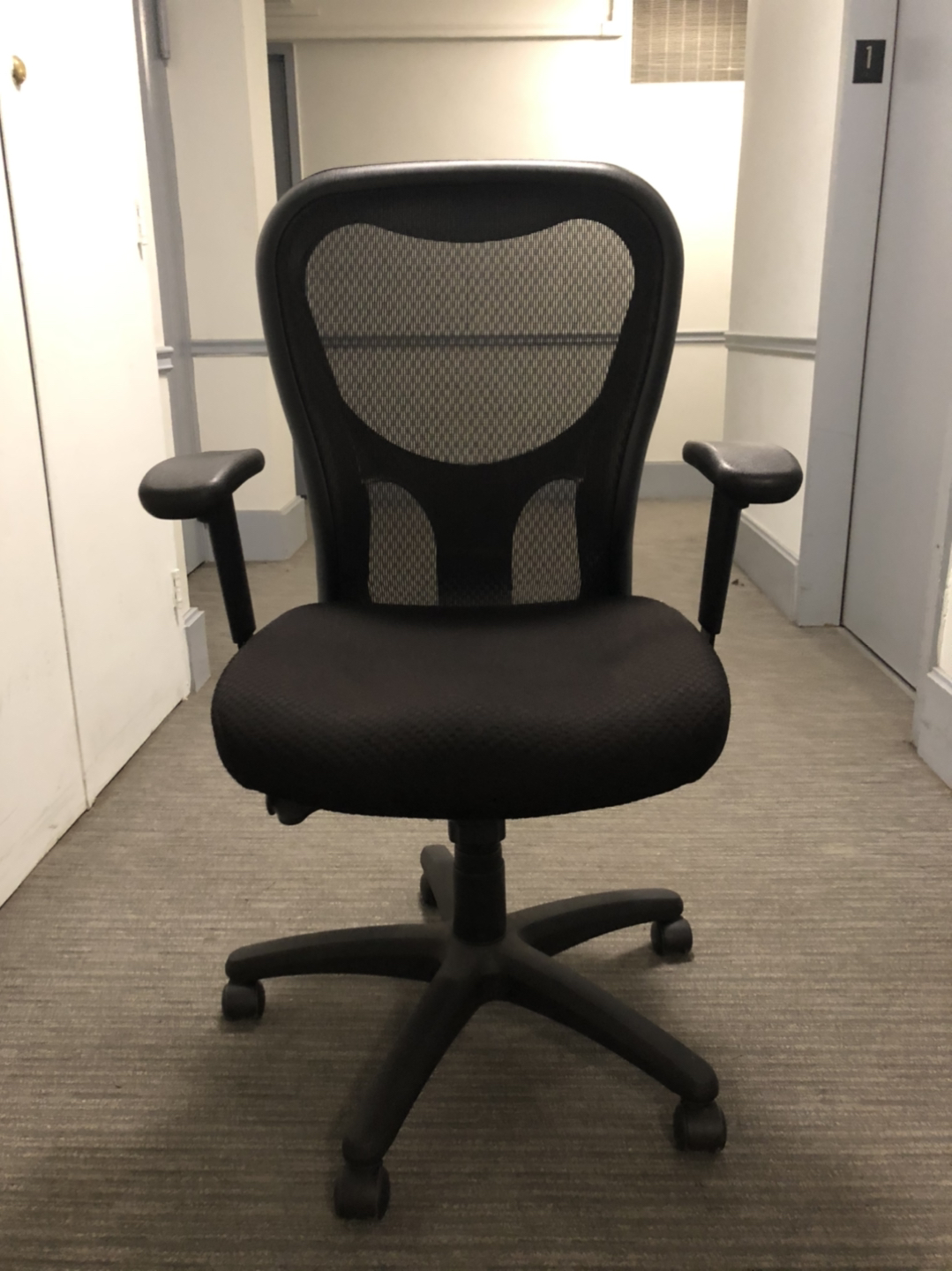 Office / Desk Chair - photo 2