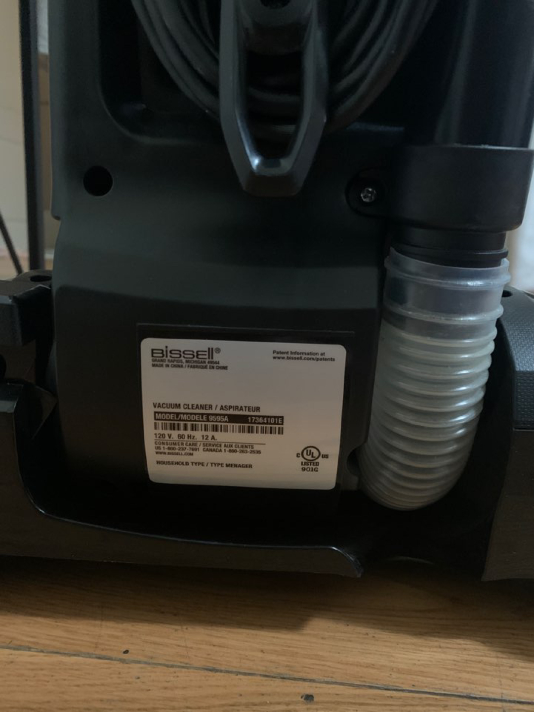Bagless Bissell Vacuum  - photo 2