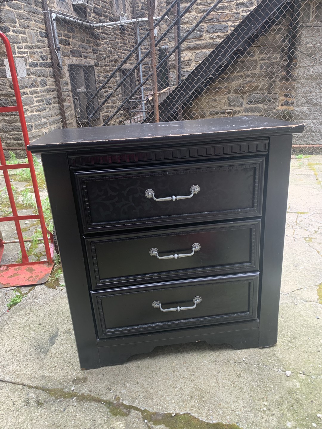 Dresser 