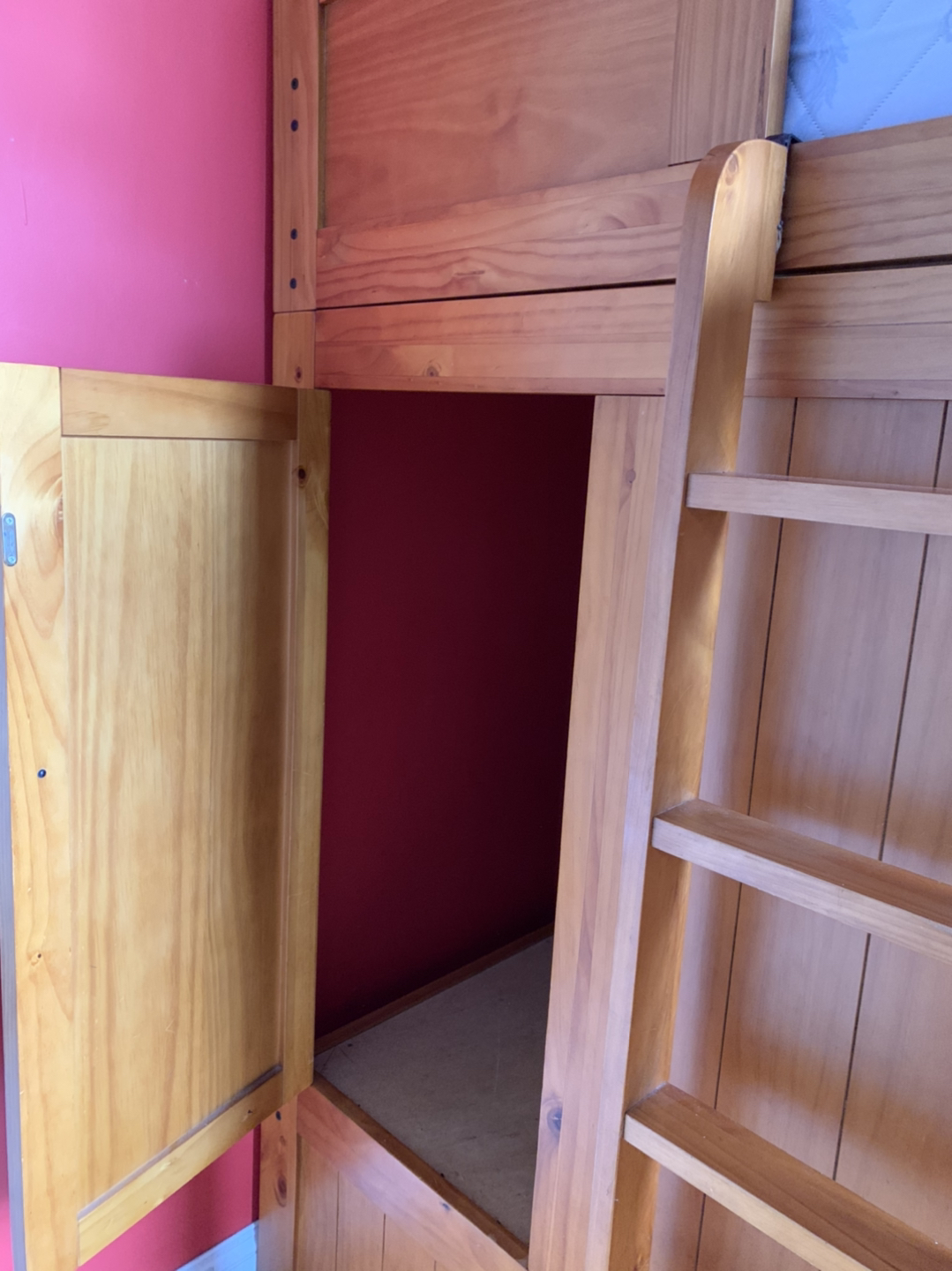 All-in-one Twin Bunk-bed with Desk, Wardrobe, and Storage Closet - photo 4