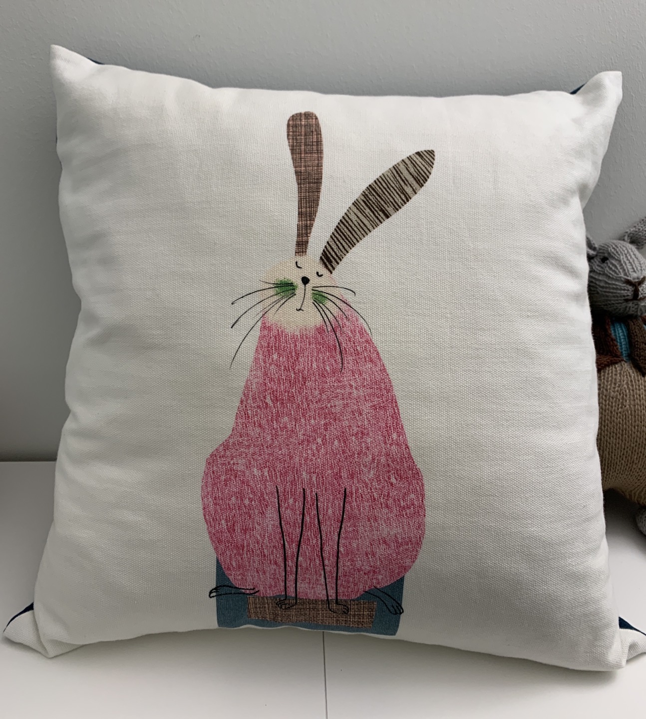 Hand made cushion cover (New) thumbnail