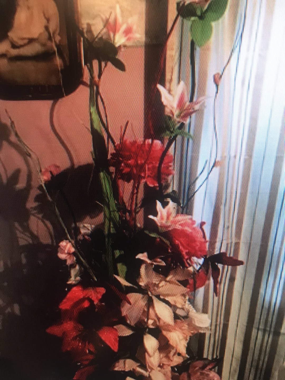 Artificial flowers thumbnail