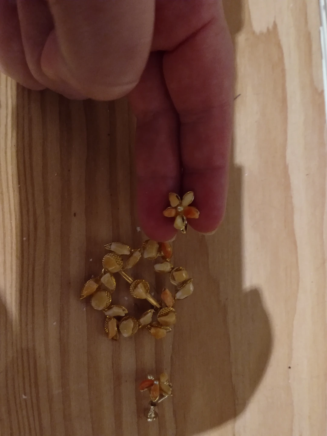 Vintage brooch and screwback earrings