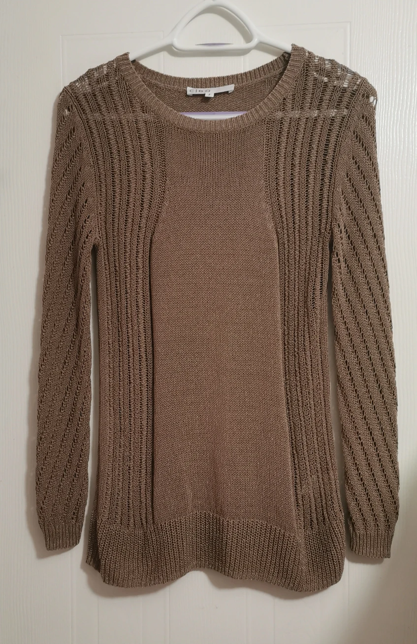 Elegant sweater for sale thumbnail