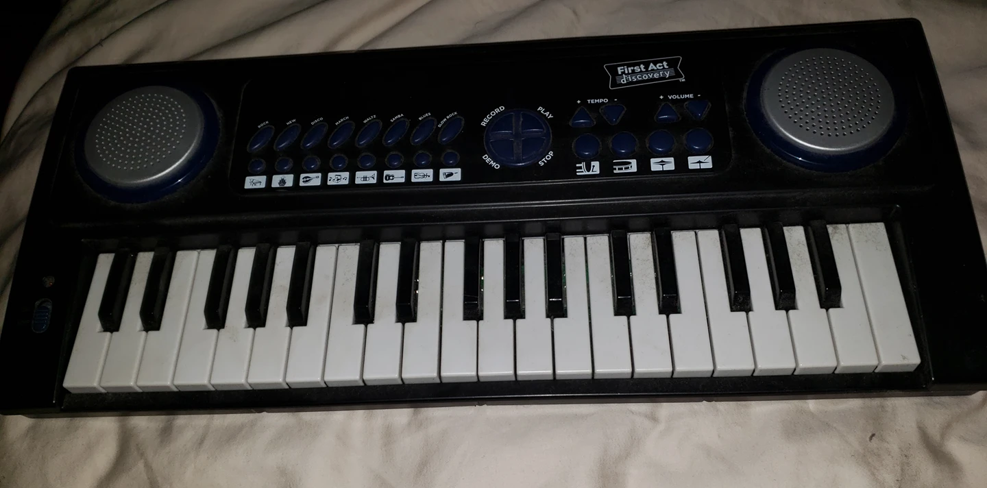 Casio keyboard - photo 2