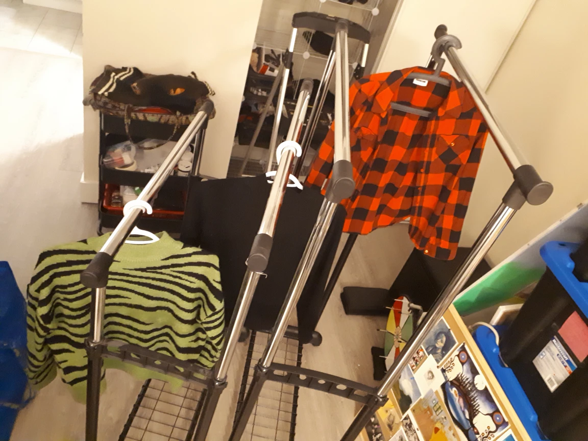 portable clothing racks - photo 2