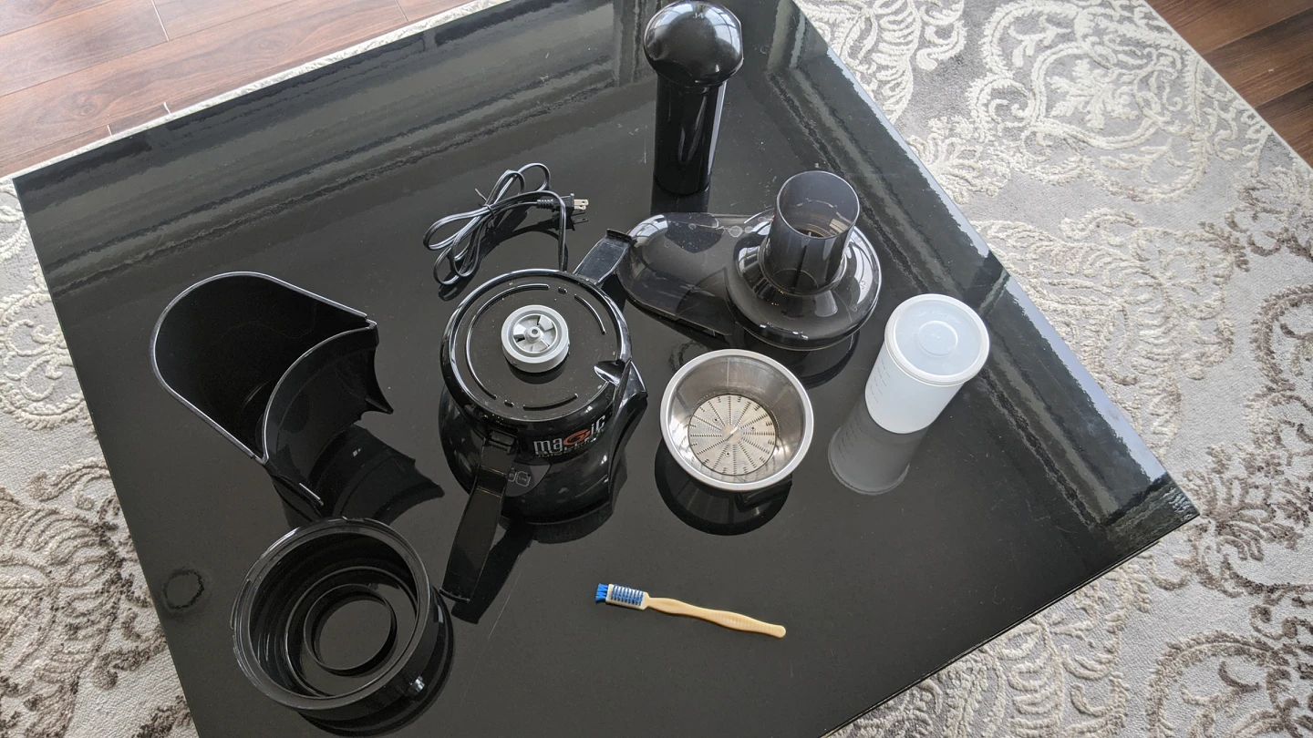 Magic Bullet Juice Bullet 8-pc Set (Barely Used Juicer) - photo 4