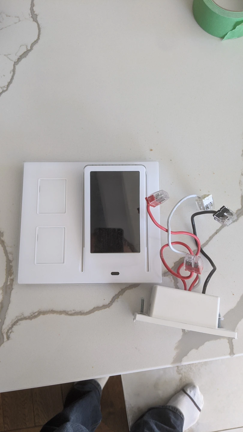 wink HUB and Wink Relay(smart display and light switch)