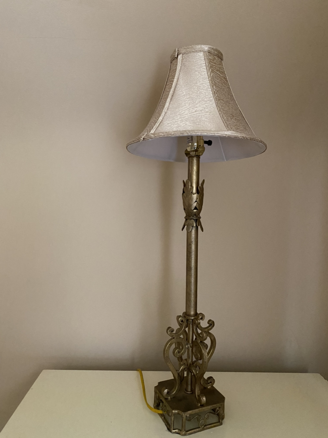 Hallway console with mirror and lamps - photo 3
