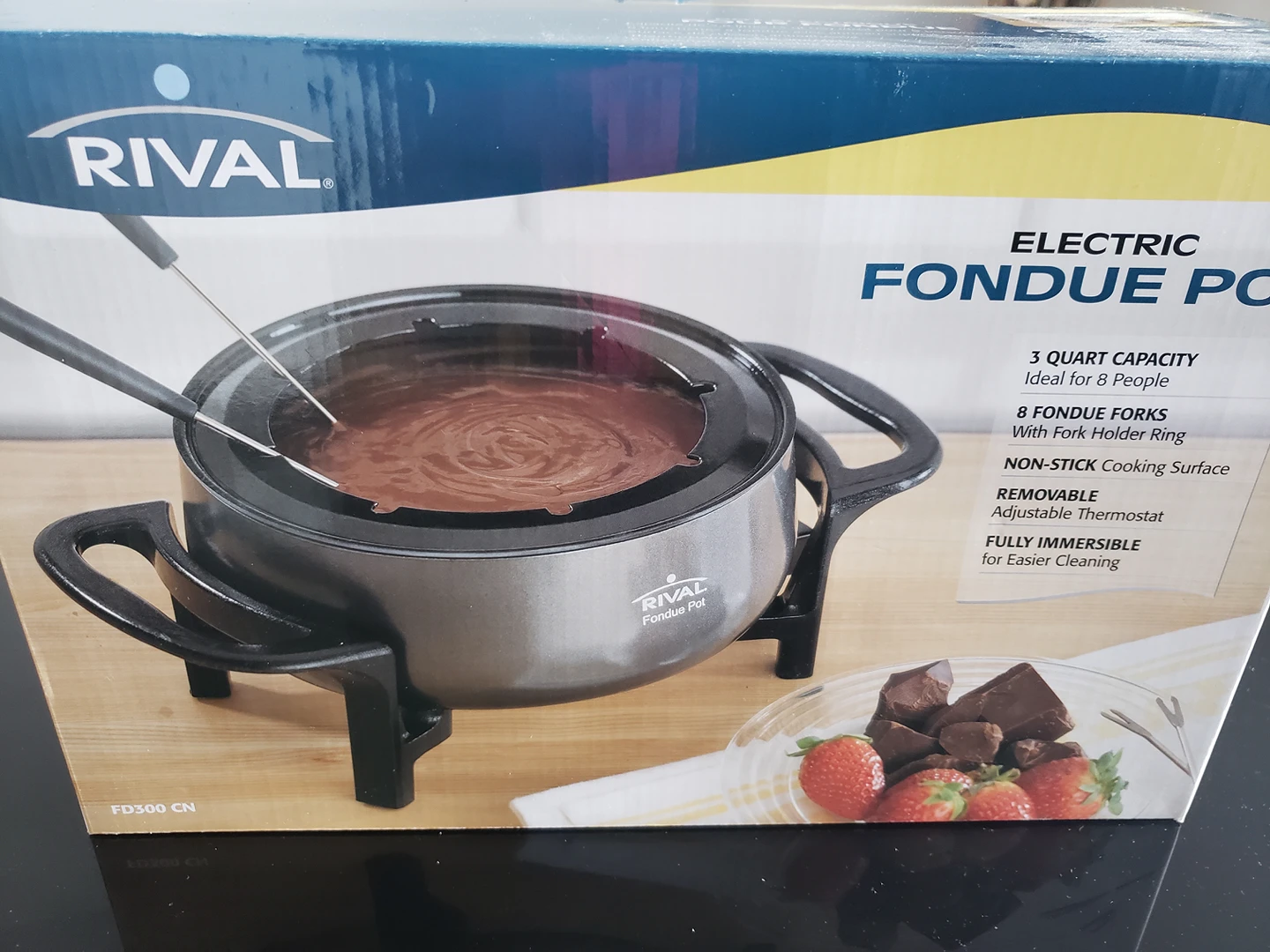 Brand New Electric Fondue Pot thumbnail
