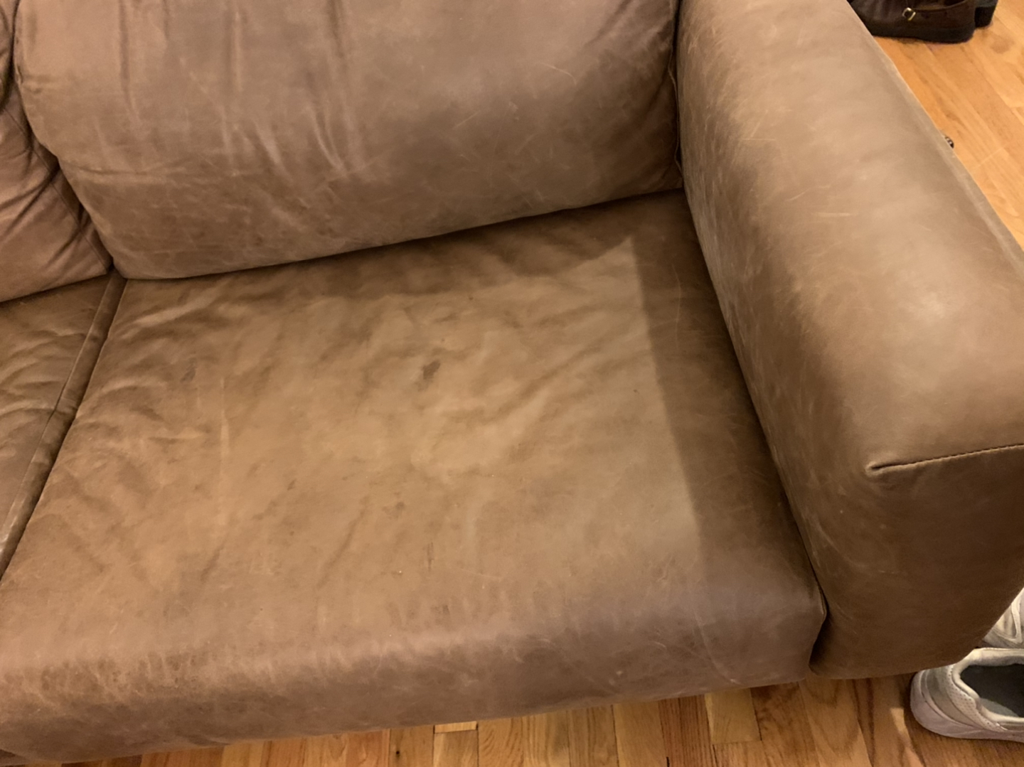 Mid Century Dempsey Leather Sofa - photo 5
