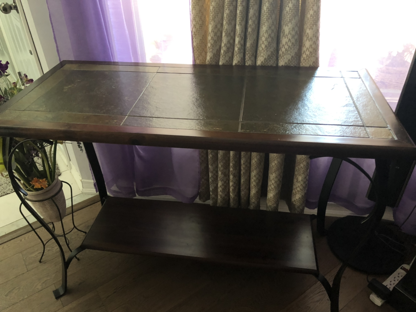 2 pieces Entrance n Side Table