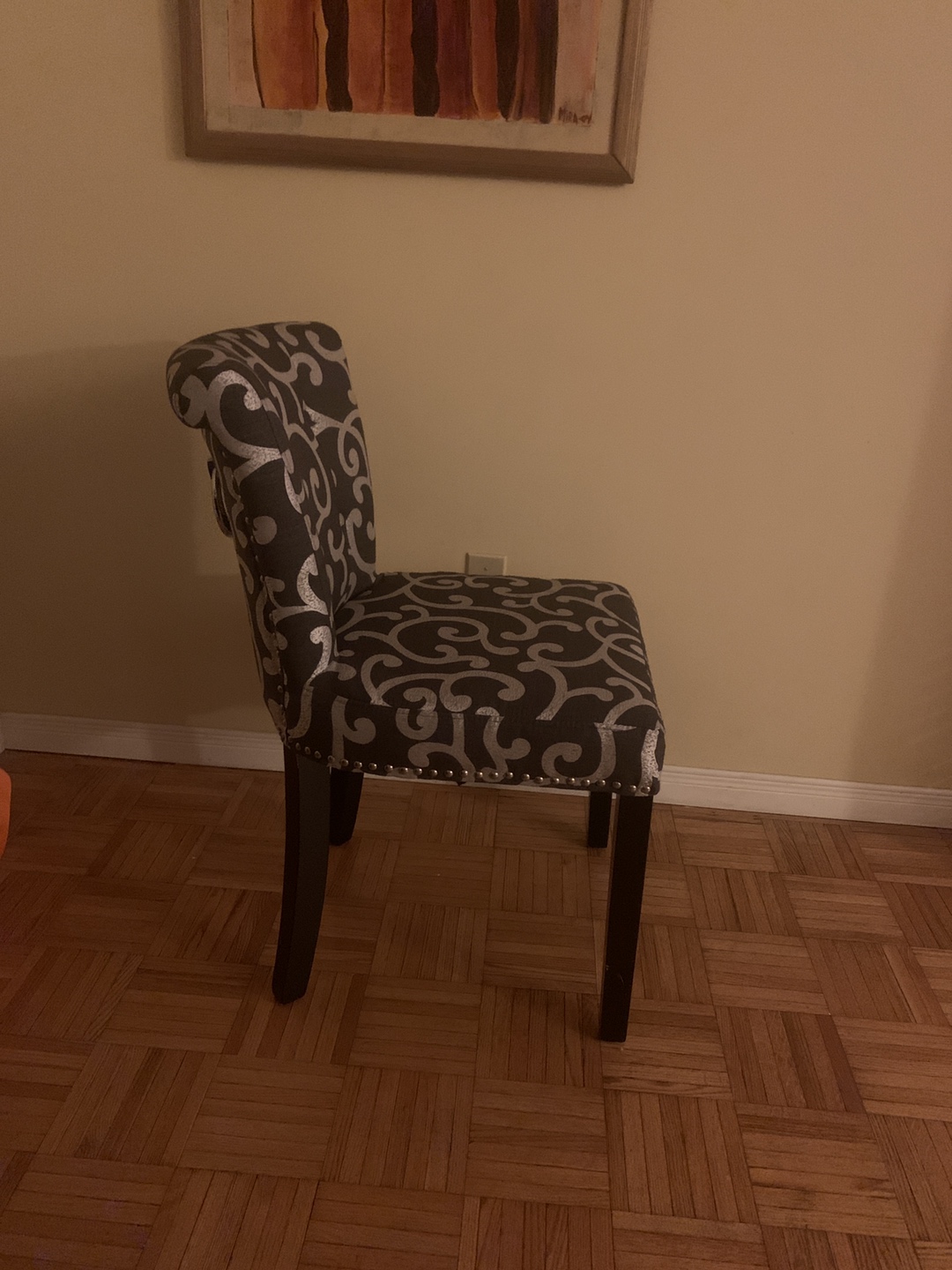 Accent chair  - photo 2