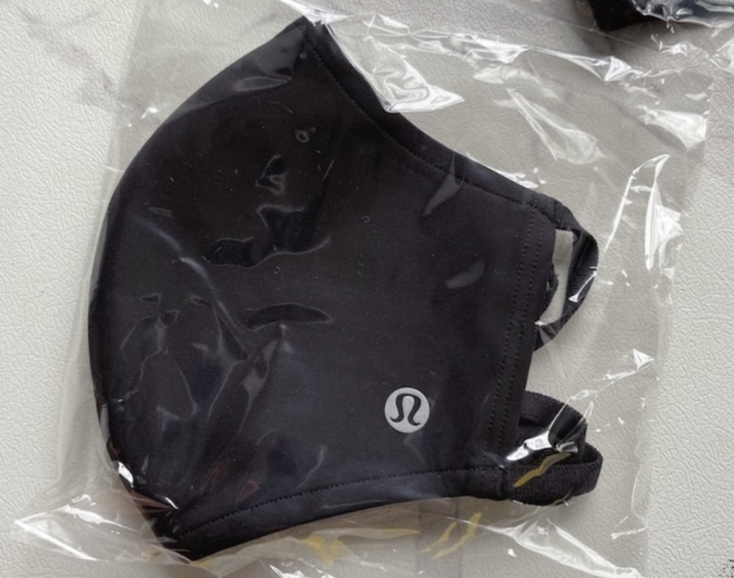 Lululemon double strap mask - black, unisex - photo 5
