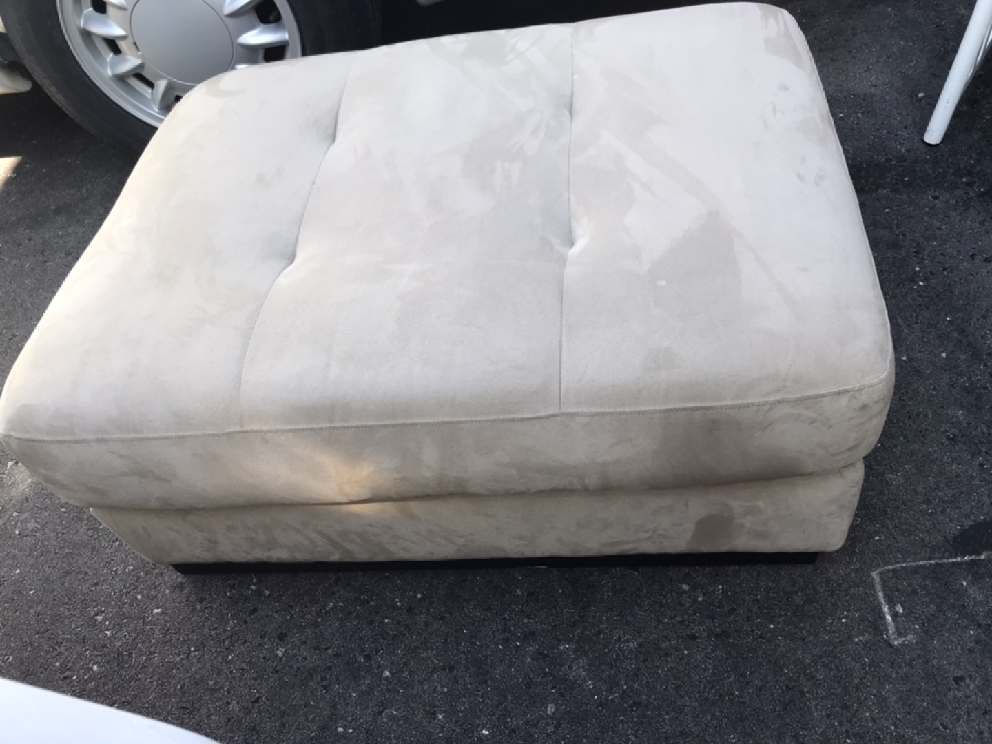 Great condition ottoman light brown  - photo 2