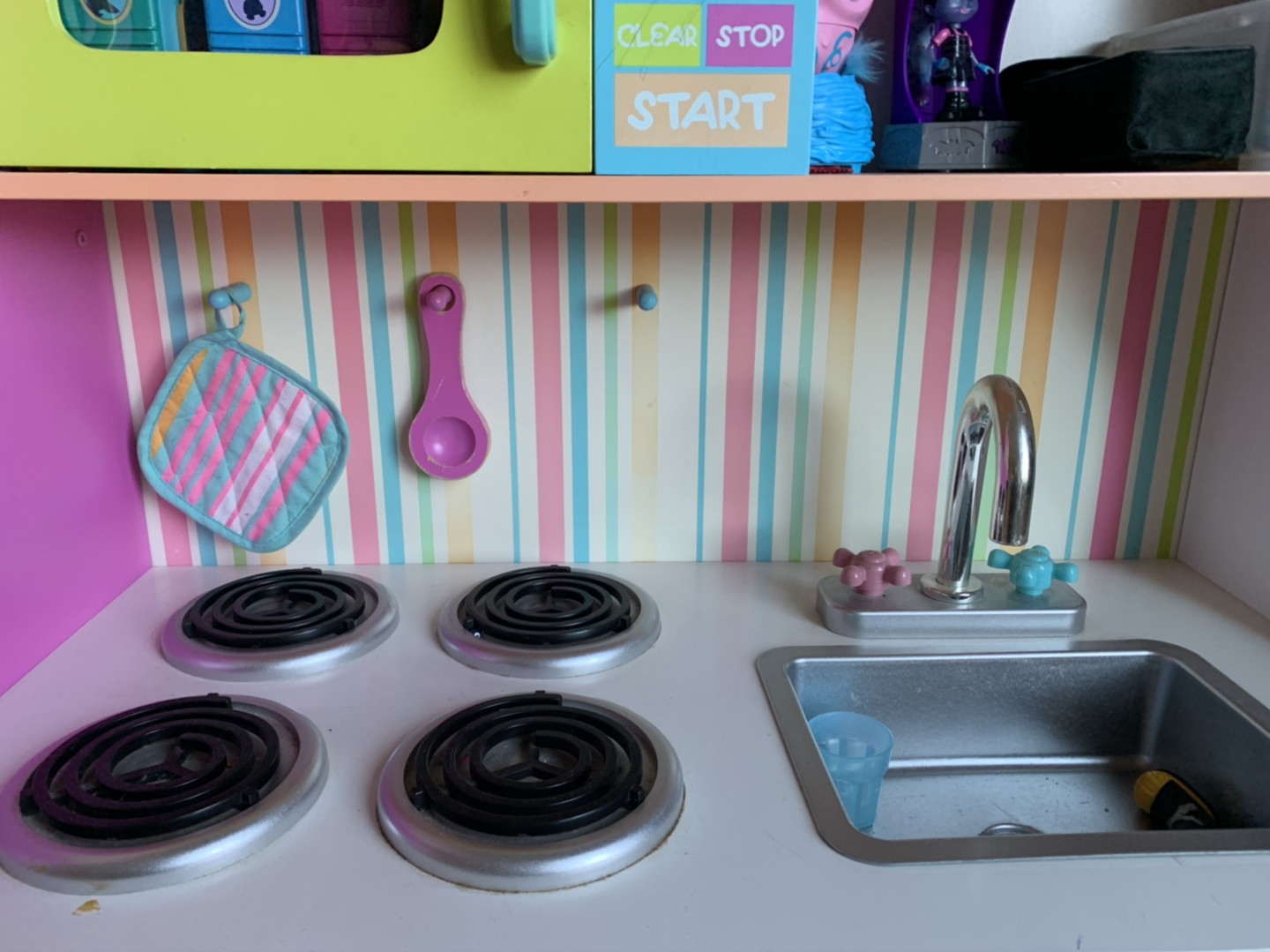 KidKraft play kitchen  - photo 3