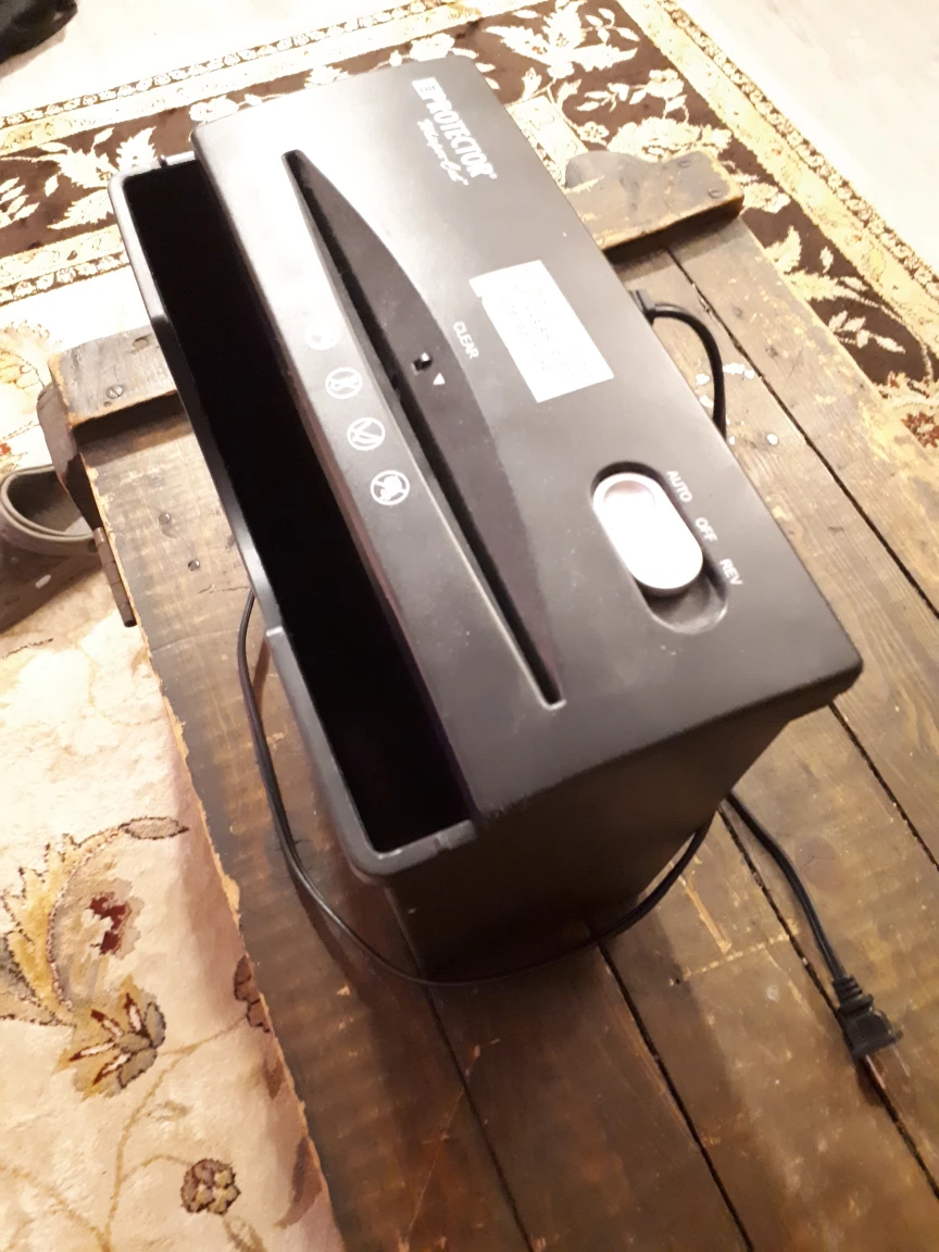 paper shredder - photo 2