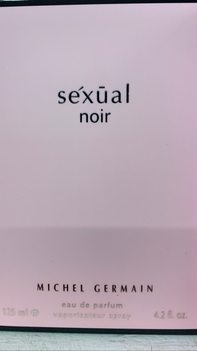 Women fragrance sexual noir 