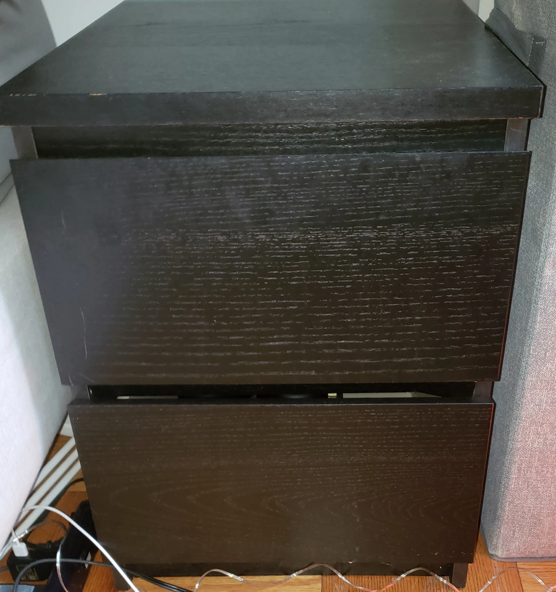 side table - photo 2