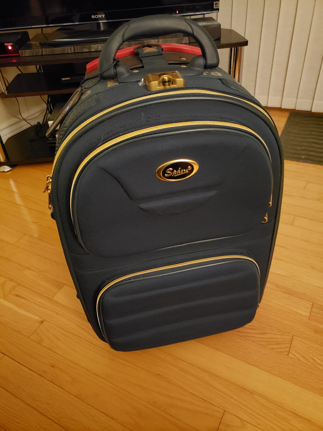 Sphere Suit Case