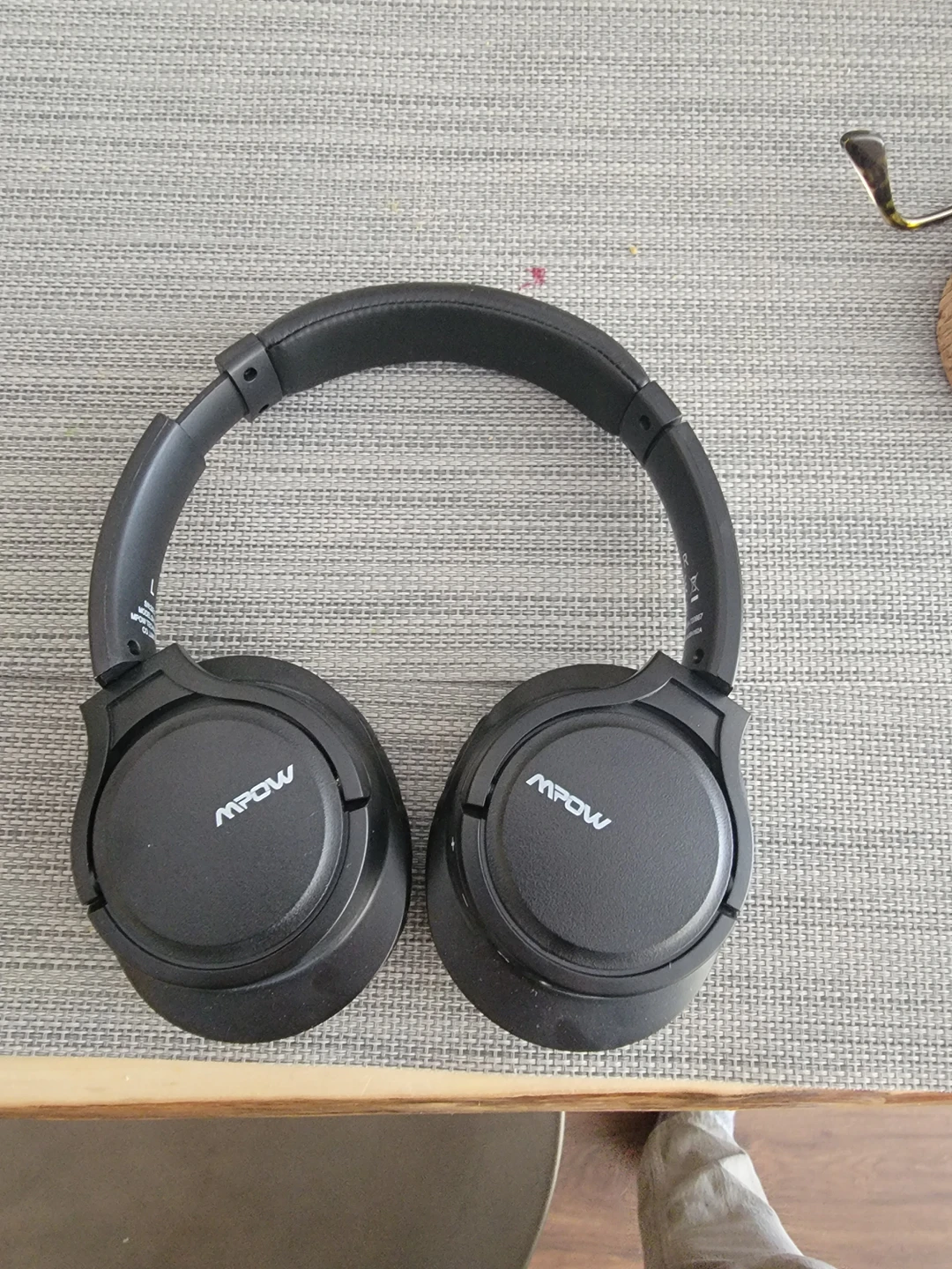 Mpow Bluetooth Headphones -Like New thumbnail