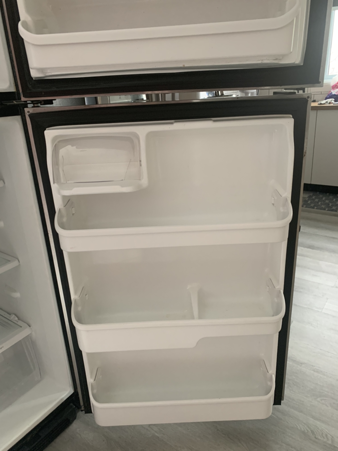 Refrigerator - photo 5