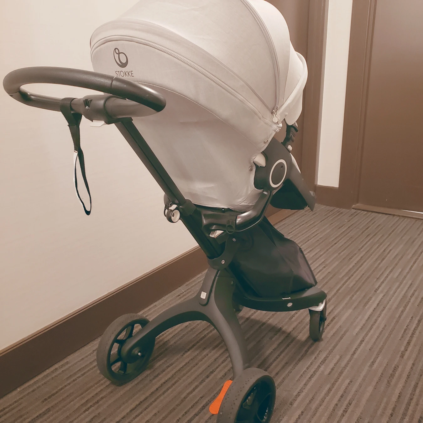 Stokke Xplory V6 stroller and accessories - photo 3